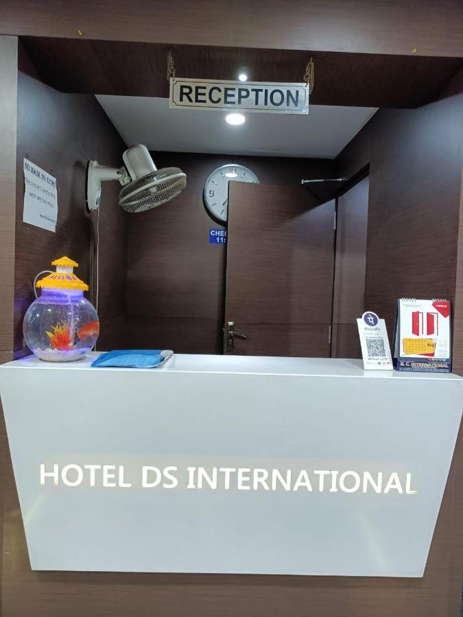 Hotel Ds International Джамшедпур Экстерьер фото